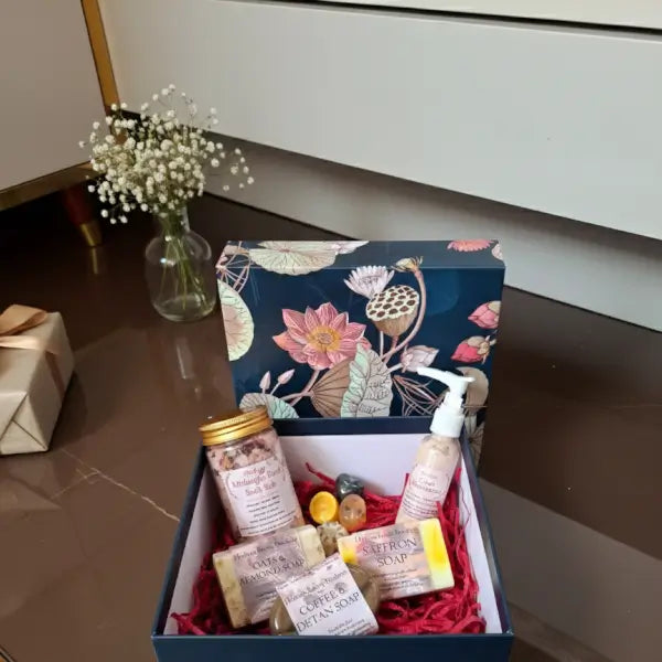 ₹1099: The Classic Collection Gift Box [Most Loved]