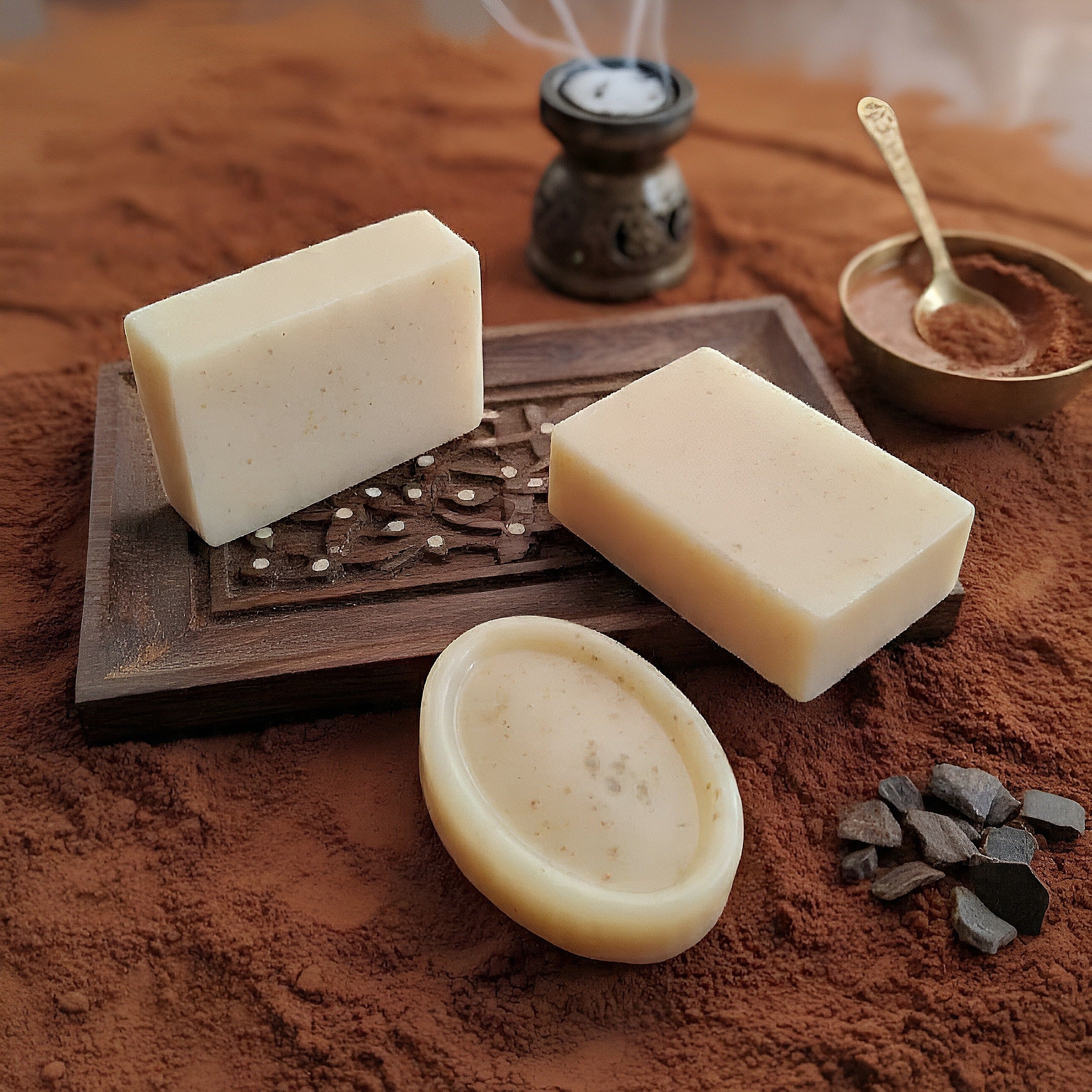 OUD & MULTANI MITTI HERBAL SOAP